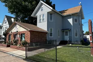 52 Burnside Ave, East Hartford, CT 06108 - Photo 3