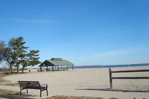 155 Short Beach Rd, Stratford, CT 06615 - Photo 25