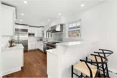 22 Ocean Drive North, Stamford, CT 06902 - Photo 11