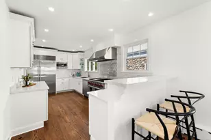 22 Ocean Dr N, Stamford, CT 06902 - Photo 11