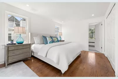 22 Ocean Drive North, Stamford, CT 06902 - Photo 15