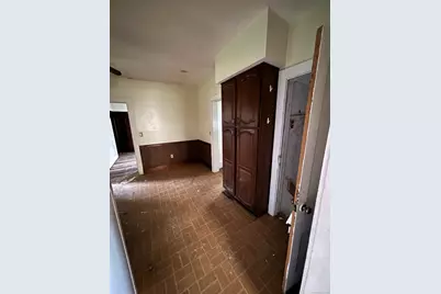 25 Clinton Avenue, Middletown, CT 06457 - Photo 15