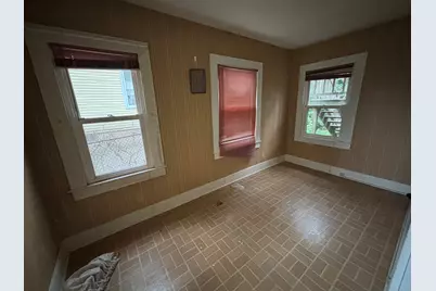 25 Clinton Avenue, Middletown, CT 06457 - Photo 13