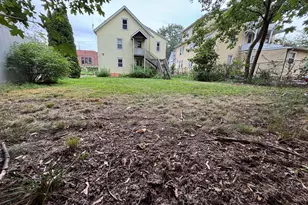 25 Clinton Ave, Middletown, CT 06457 - Photo 7