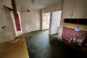 25 Clinton Ave, Middletown, CT 06457 - Photo 19