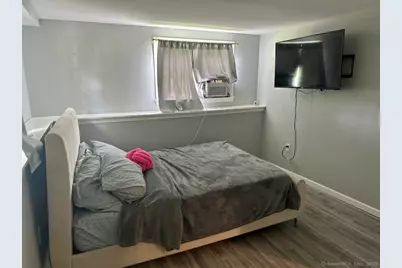 660 East Street South, Suffield, CT 06078 - Photo 35