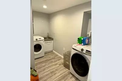 660 East Street South, Suffield, CT 06078 - Photo 37