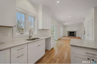 4 Jans Way, Guilford, CT 06437 - Photo 9