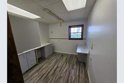 25 Clinton Street, New Britain, CT 06053 - Photo 13