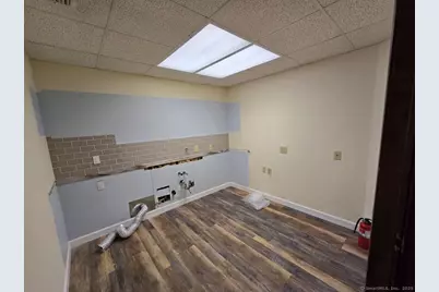 25 Clinton Street, New Britain, CT 06053 - Photo 11