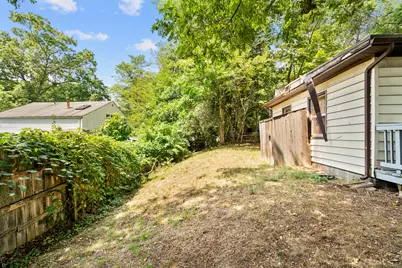 18 Hilltop Road, New Haven, CT 06515 - Photo 5