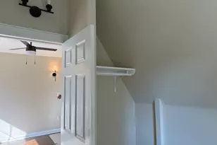 520 Savoy St, Bridgeport, CT 06606 - Photo 17