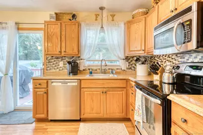 78 Edgecomb Street, Hamden, CT 06517 - Photo 13