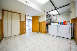 27 Towne House Rd, Hamden, CT 06514 - Photo 39