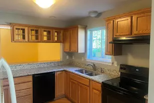 53 Tunxis St, Farmington, CT 06032 - Photo 5