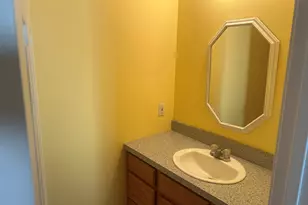 53 Tunxis St, Farmington, CT 06032 - Photo 11