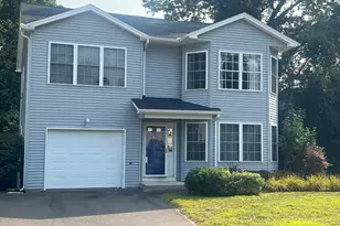 53 Tunxis St, Farmington, CT 06032 - Photo 1