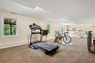 24 Pine Tree Hill Rd, Newtown, CT 06470 - Photo 29