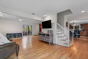 201 Bear Path Rd, Hamden, CT 06514 - Photo 15