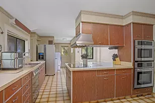 3392 Huntington Rd, Stratford, CT 06614 - Photo 5