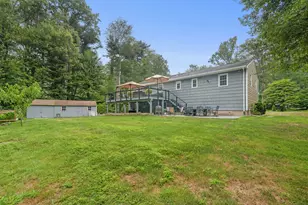 40 Winthrop Pl, Monroe, CT 06468 - Photo 33