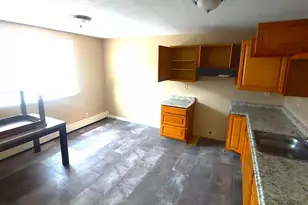 63 Huntington St, Hartford, CT 06105 - Photo 1