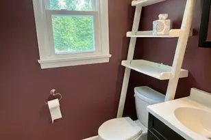 339 W Shepard Ave, Hamden, CT 06514 - Photo 15