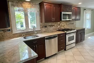 339 W Shepard Ave, Hamden, CT 06514 - Photo 3