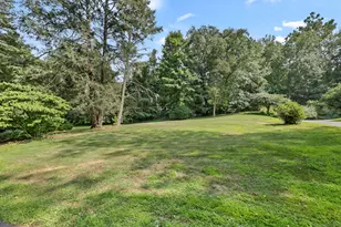 134 Valley Rd, New Canaan, CT 06840 - Photo 35