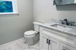 238 Berkshire Rd, Newtown, CT 06482 - Photo 21