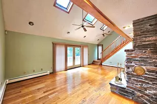 4 Goulart Dr, Bozrah, CT 06334 - Photo 9