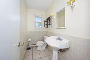 67 Barrington Ln, Waterbury, CT 06708 - Photo 11