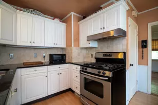 42 Palmer Ave, Hamden, CT 06514 - Photo 13