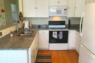 21 Atlantic Ave, Groton, CT 06340 - Photo 3