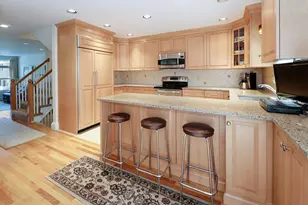 972 S Pine Creek Rd, Fairfield, CT 06824 - Photo 11