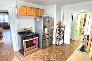 70 Monroe St, New Britain, CT 06051 - Photo 3