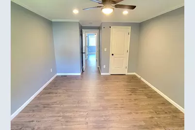 13 Oak Forest Drive #6, Manchester, CT 06042 - Photo 9