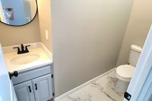 13 Oak Forest Dr, Manchester, CT 06042 - Photo 15