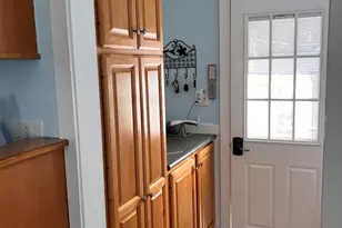 9 Gerrish Ave, East Haven, CT 06512 - Photo 11