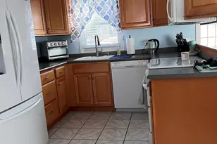 9 Gerrish Ave, East Haven, CT 06512 - Photo 9
