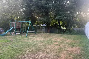 98 Twin Brook Rd, Hamden, CT 06514 - Photo 21