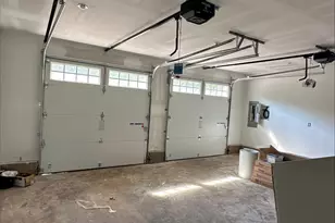 54 High St, Wallingford, CT 06472 - Photo 9