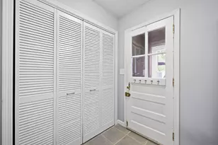 170 Lakeview Ave, Hamden, CT 06514 - Photo 15