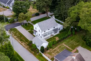 8 Lieutenant River Ln, Old Lyme, CT 06371 - Photo 37