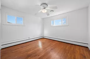 11 Rye Ridge Pkwy, West Hartford, CT 06117 - Photo 11