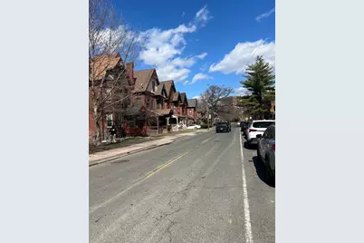 337 Laurel Street, Hartford, CT 06105 - Photo 3