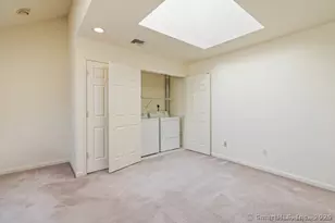 2435 Bedford St, Stamford, CT 06905 - Photo 11