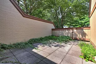 85 Viscount Dr, Milford, CT 06460 - Photo 5