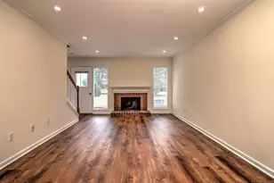 85 Viscount Dr, Milford, CT 06460 - Photo 7