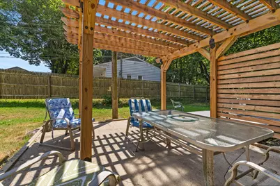 24 Pine Street, Waterford, CT 06385 - Photo 35